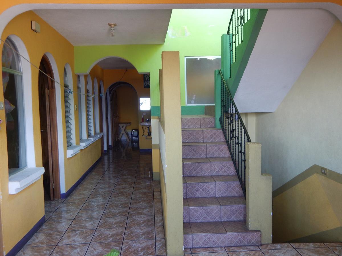 Una Noche Con Mical San Pedro La Laguna Exterior photo